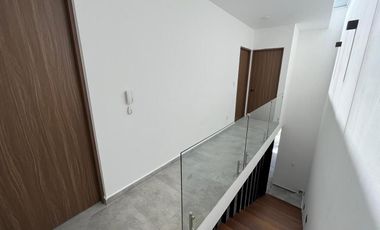 Venta de Casa en Querétaro, Lomas del Campanario IV, seguridad, alberca