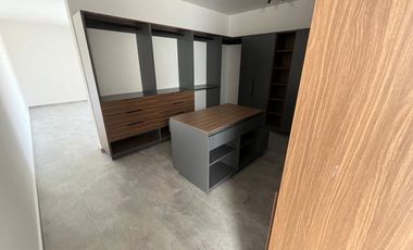 Venta de Casa en Querétaro, Lomas del Campanario IV, seguridad, alberca