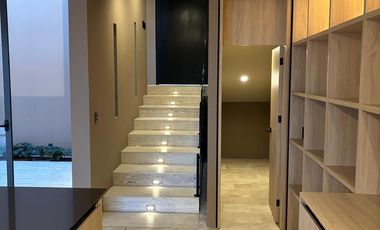 Venta de casa moderna , Querétaro, Residencial La Vista, 4 recámaras, 4 baños