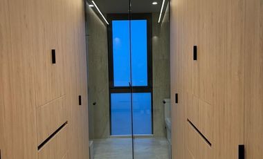 Venta de casa moderna , Querétaro, Residencial La Vista, 4 recámaras, 4 baños