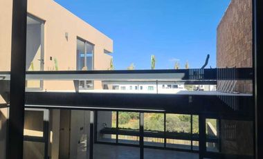 Venta de casa moderna , Querétaro, Residencial La Vista, 4 recámaras, 4 baños