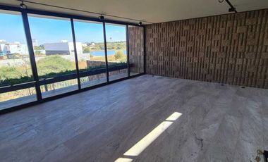 Venta de casa moderna , Querétaro, Residencial La Vista, 4 recámaras, 4 baños