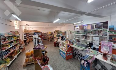 En alquiler, Predio Comercial con galpón, oficinas y deposito, Neuquén Capital