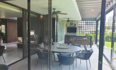 Venta de Casa en El Campanario, Golf,4 recámaras con baño, alberca y gran jardín