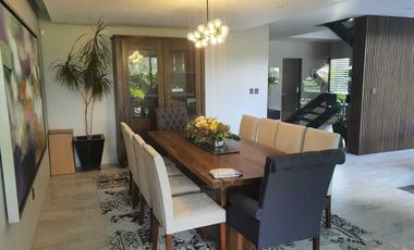 Venta de Casa en El Campanario, Golf,4 recámaras con baño, alberca y gran jardín