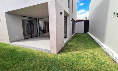 Venta de casa en Querétaro, Lomas del Campanario Norte con 4 recámaras 4 baños