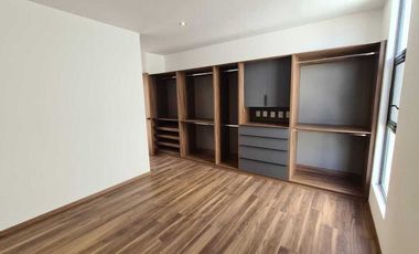 Venta de casa en Querétaro, Lomas del Campanario Norte con 4 recámaras 4 baños