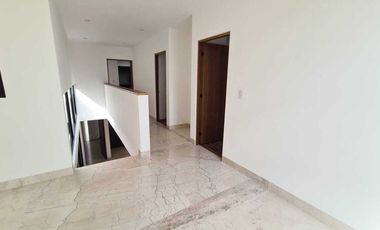 Venta de casa en Querétaro, Lomas del Campanario Norte con 4 recámaras 4 baños
