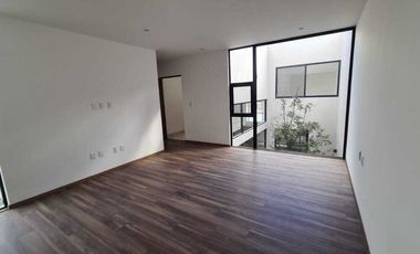 Venta de casa en Querétaro, Lomas del Campanario Norte con 4 recámaras 4 baños