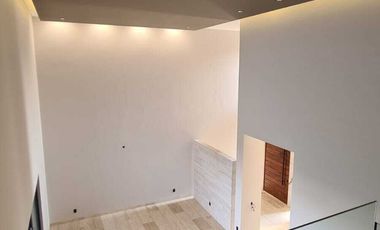 Venta de Casa en Querétaro, dentro del Club de Golf Campanario, 4 recámaras