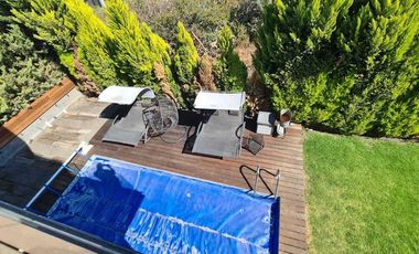 Venta de Casa en Querétaro, dentro del Club de Golf Campanario, alberca domotica