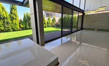 Venta de Casa en Querétaro, dentro del Club de Golf Campanario, alberca domotica
