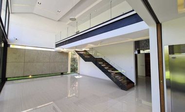 Venta de Casa en Querétaro, dentro del Club de Golf Campanario, alberca domotica