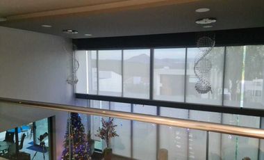 Venta de Casa en Querétaro, Corregidora, Vista Real, Club Hípico, alberca propia