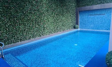 Venta de Casa en Querétaro, Corregidora, Vista Real, Club Hípico, alberca propia