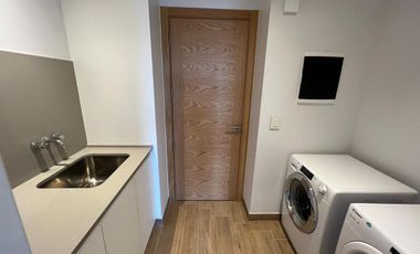 Semipiso en venta - Las Lomitas Street