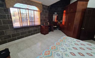 Casa en venta de una planta con 4 recámaras y enorme jardín en Vista Real, Corregidora, Querétaro