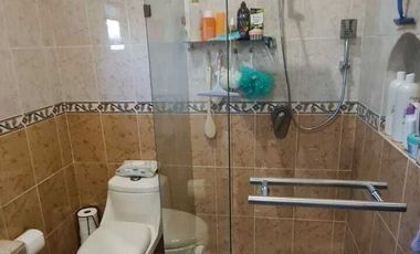 Casa en venta de una planta con 4 recámaras y enorme jardín en Vista Real, Corregidora, Querétaro