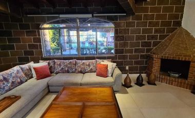 Casa en venta de una planta con 4 recámaras y enorme jardín en Vista Real, Corregidora, Querétaro