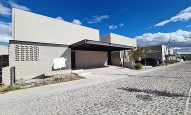 Venta de Casa en Querétaro, Lomas del Campanario Norte, precio de OPORTUNIDAD