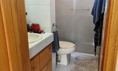 Venta de Casa en Querétaro, Villas del Mesón,  4 recámaras, 450 m2 de jardín.