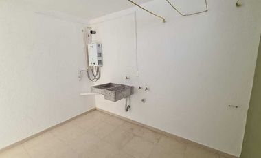 Venta de Casa en Querétaro, Milenio III, amplios espacios y jardín grande