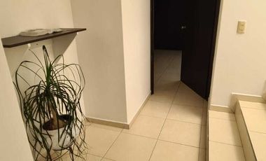 Venta de Casa en Querétaro, Milenio III, amplios espacios y jardín grande