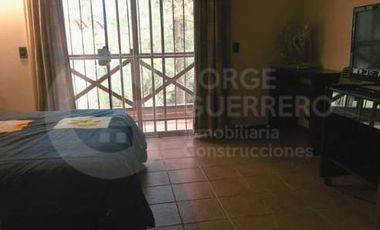 CODIGO 177 - HORNERO E/  ÑANDUBAY Y OLMO