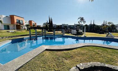 CASA EN VENTA, SN JUAN TEXCALPAN, MORELOS.