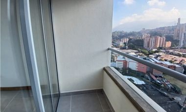 Apartaestudio tipo Loft en Arriendo Medellín Sector Ciudad del Rio