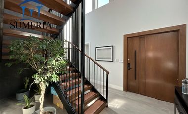 Casa en venta en Residencial Leones