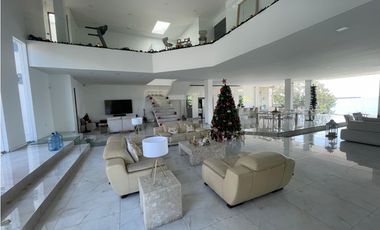 Casa de Lujo frente al mar con acceso directo a la playa Santa Marta