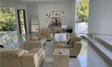 Casa de Lujo frente al mar con acceso directo a la playa Santa Marta