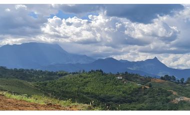 SE VENDE LOTE EN HACIENDA MATORRALES JAMUNDI YP 8409668