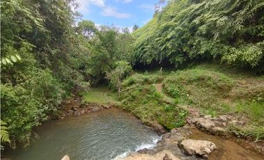 SE VENDE LOTE EN HACIENDA MATORRALES JAMUNDI YP 8409668