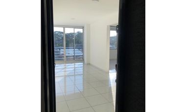 Se Vende Edificio Comercial Casco Urbano Tebaida