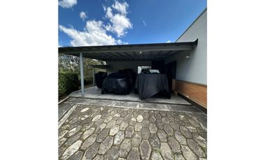 VENTA DE CASA CAMPESTRE EN GUARNE