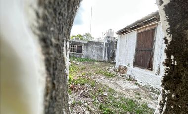 Casona colonial para remodelar en venta en Izamal