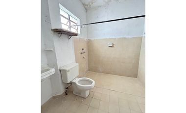 Casona colonial para remodelar en venta en Izamal