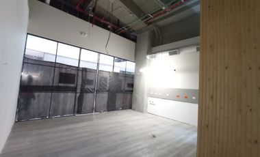 OFICINA EN ARRIENDO UBICADA EN BELLO SECTOR SANTA ANA