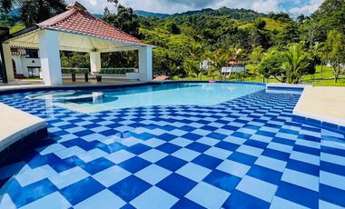 Se vende espectacular finca de 1 hectárea en Silvania Cundinamarca