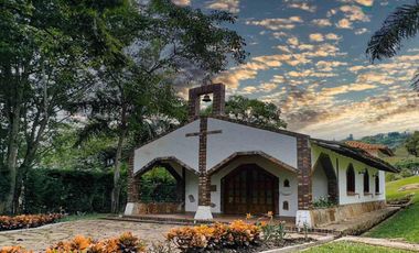 Se vende espectacular finca de 1 hectárea en Silvania Cundinamarca
