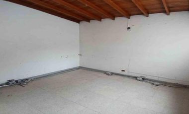 CASA COMERCIAL EN ARRIENDO UBICADA EN MEDELLIN SECTOR CALASANZ