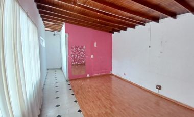 CASA COMERCIAL EN ARRIENDO UBICADA EN MEDELLIN SECTOR CALASANZ