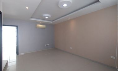SE VENDE CASA EN CONJUNTO CIUDAD JARDIN