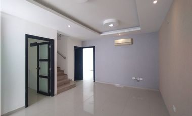 SE VENDE CASA EN CONJUNTO CIUDAD JARDIN