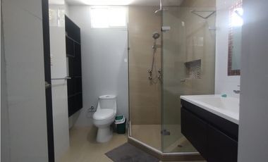 SE VENDE CASA EN CONJUNTO CIUDAD JARDIN