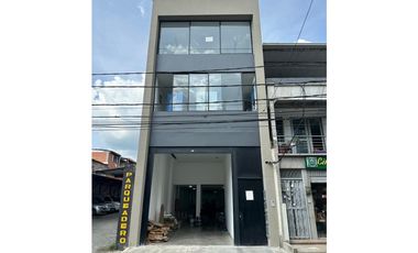 ARRIENDO OFICINA CERCA AL CENTRO