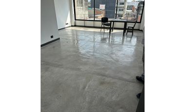 ARRIENDO OFICINA CERCA AL CENTRO