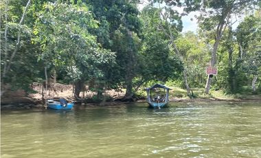 Terreno con Espectacular Vista a la Laguna de Sauce